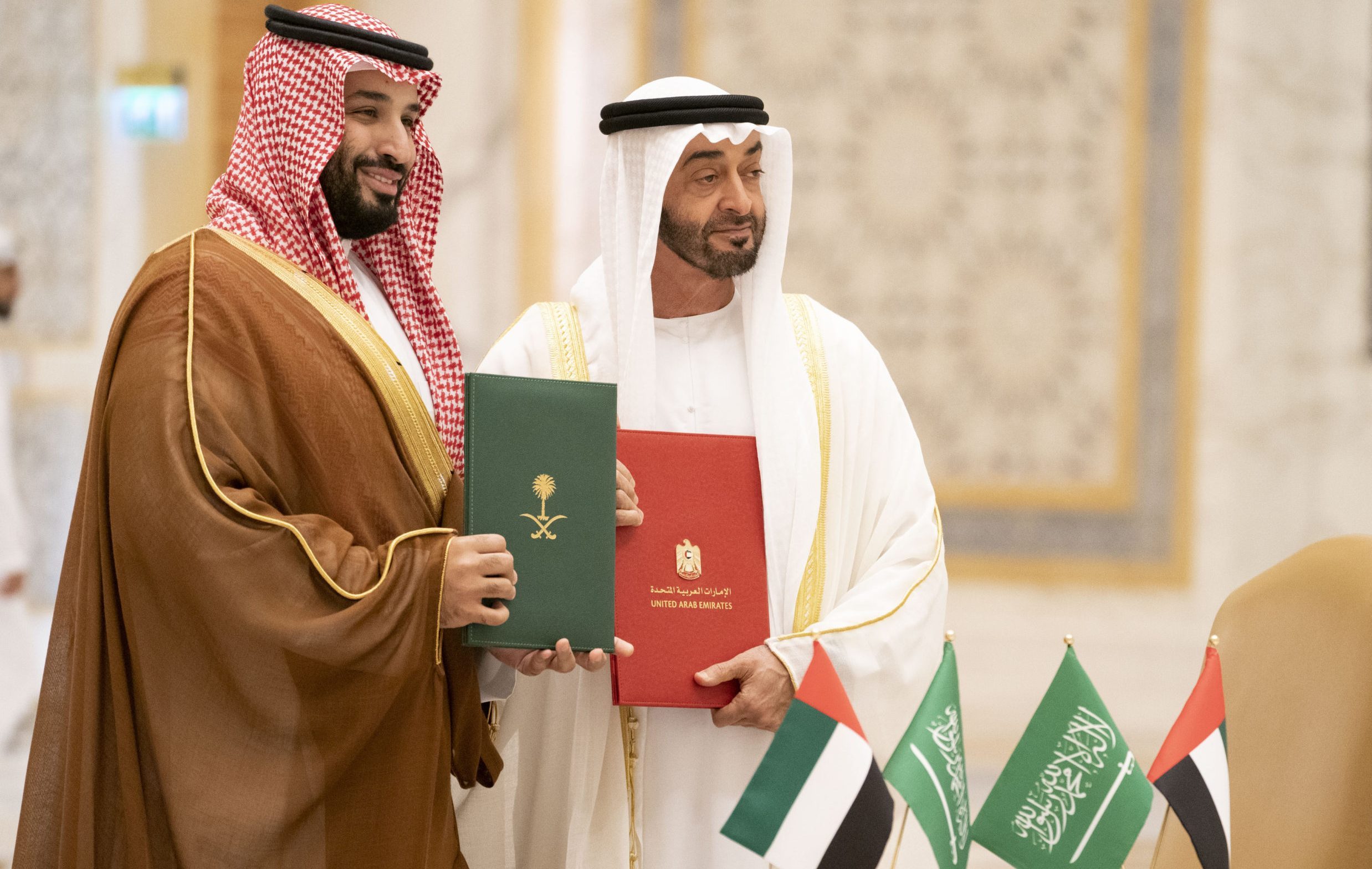 ABU DHABI, UNITED ARAB EMIRATES - November 27, 2019: HH Sheikh Mohamed bin Zayed Al Nahyan, Crown Prince of Abu Dhabi and Deputy Supreme Commander of the UAE Armed Forces (R) and HRH Prince Mohamed bin Salman bin Abdulaziz, Crown Prince, Deputy Prime Minister and Minister of Defence of Saudi Arabia (L), stand for a photograph after signing the minutes of the Saudi-Emirati Coordination Council during a state visit, at Qasr Al Watan.

( Rashed Al Mansoori / Ministry of Presidential Affairs )
---