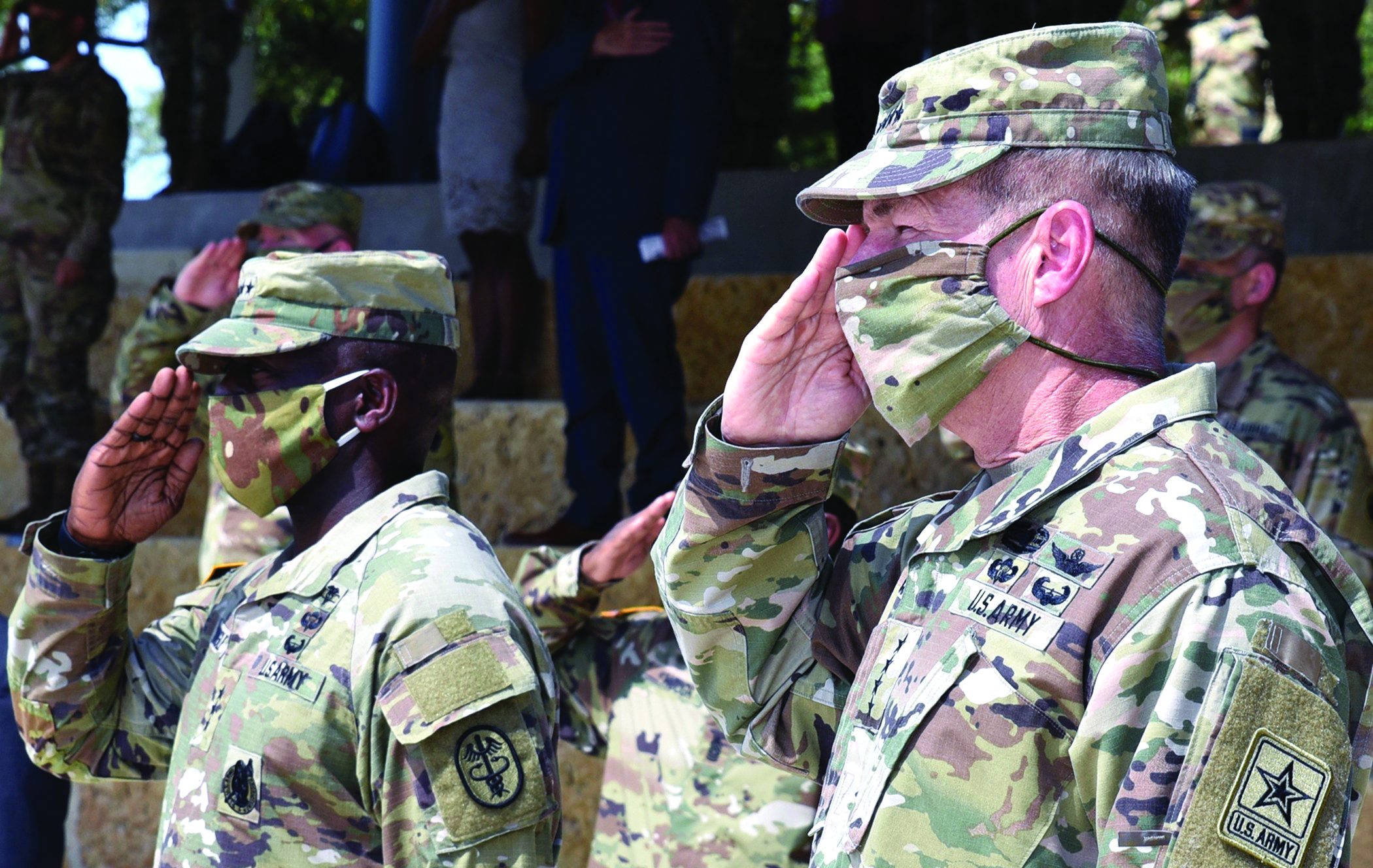 الجيش الأمريكي يطرح كمامات مموهة لجنوده في 2021