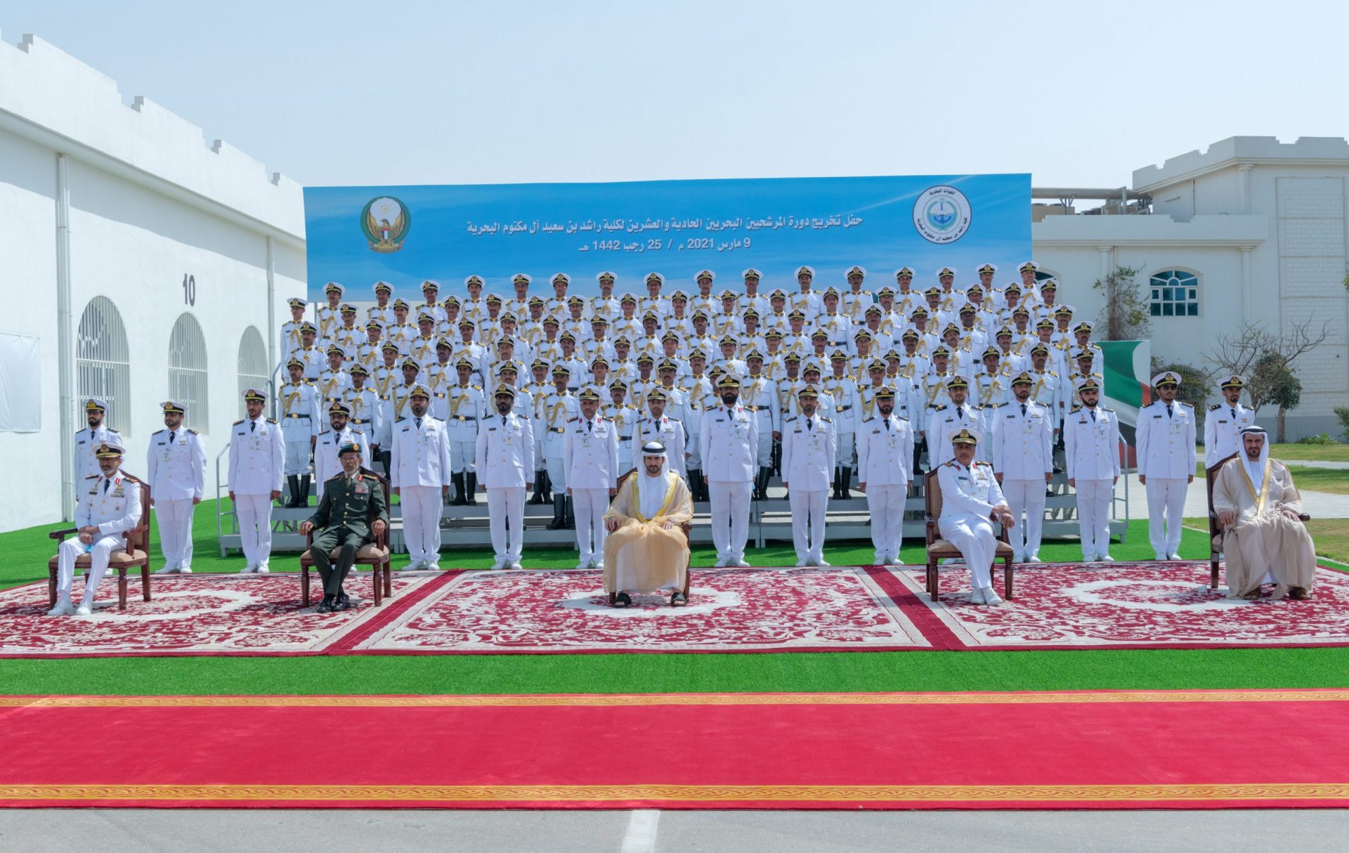 Hamdan bin Mohammed attends graduation ceremony at Rashid bin Saeed Al