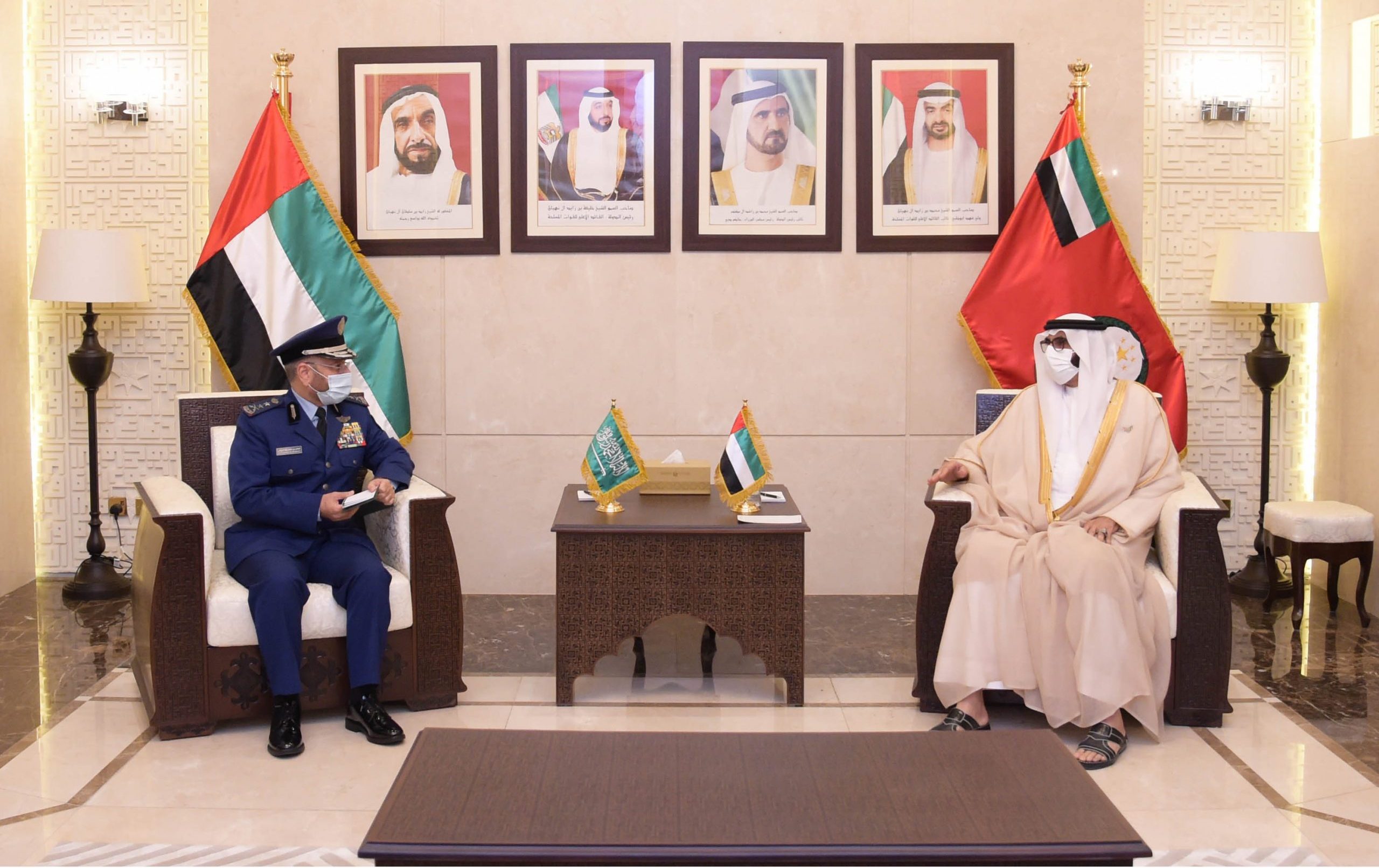 EB7D79DB-AA33-45B3-B8F0-FE3F4694F88A