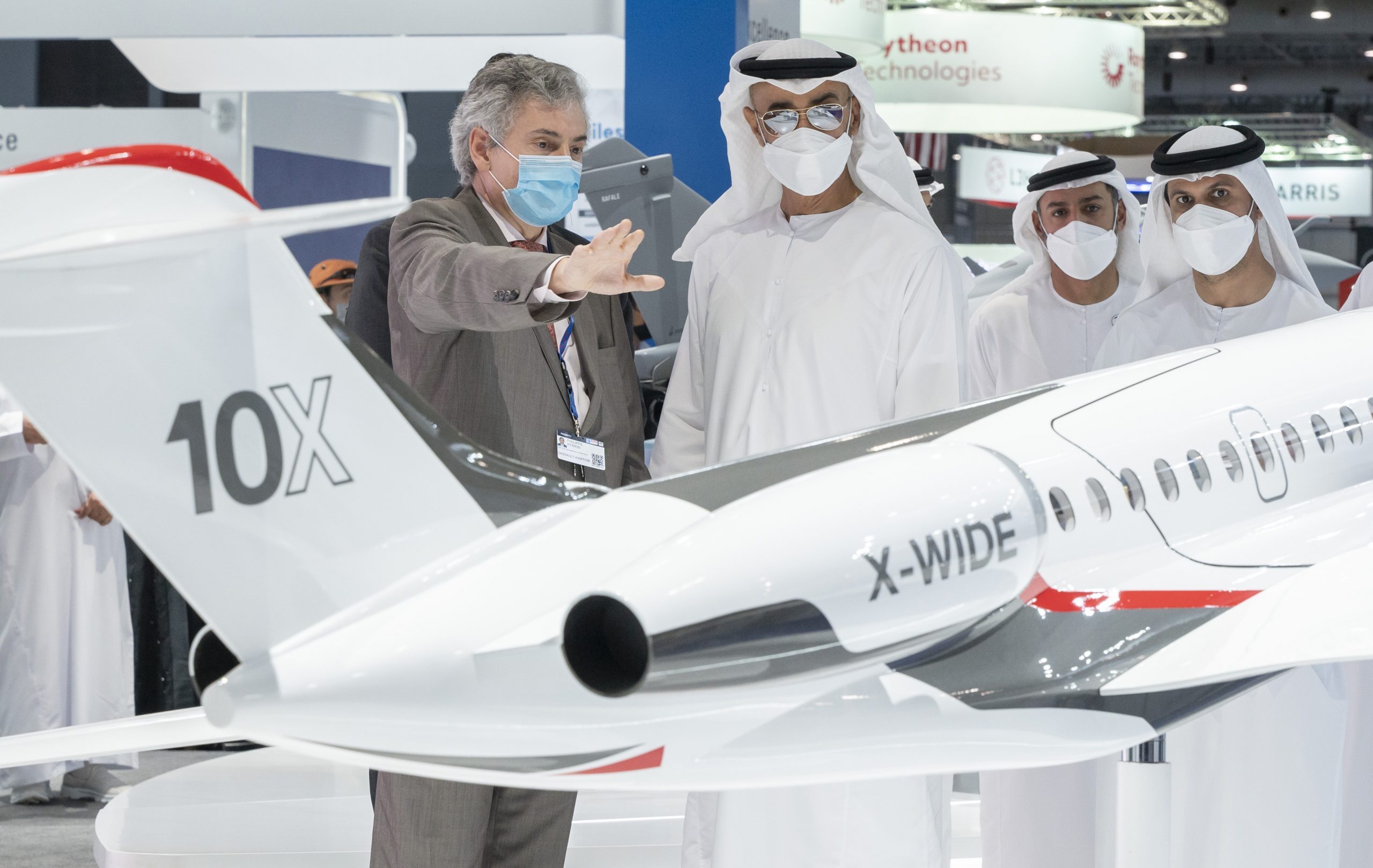 DUBAI, UNITED ARAB EMIRATES - November 17, 2021: HH Sheikh Mohamed bin Zayed Al Nahyan, Crown Prince of Abu Dhabi and Deputy Supreme Commander of the UAE Armed Forces (2nd L), tours the 2021 Dubai Airshow. Seen with HH Sheikh Mohamed bin Hamad bin Tahnoon Al Nahyan (3rd L).

( Mohamed Al Hammadi / Ministry of Presidential Affairs )
---