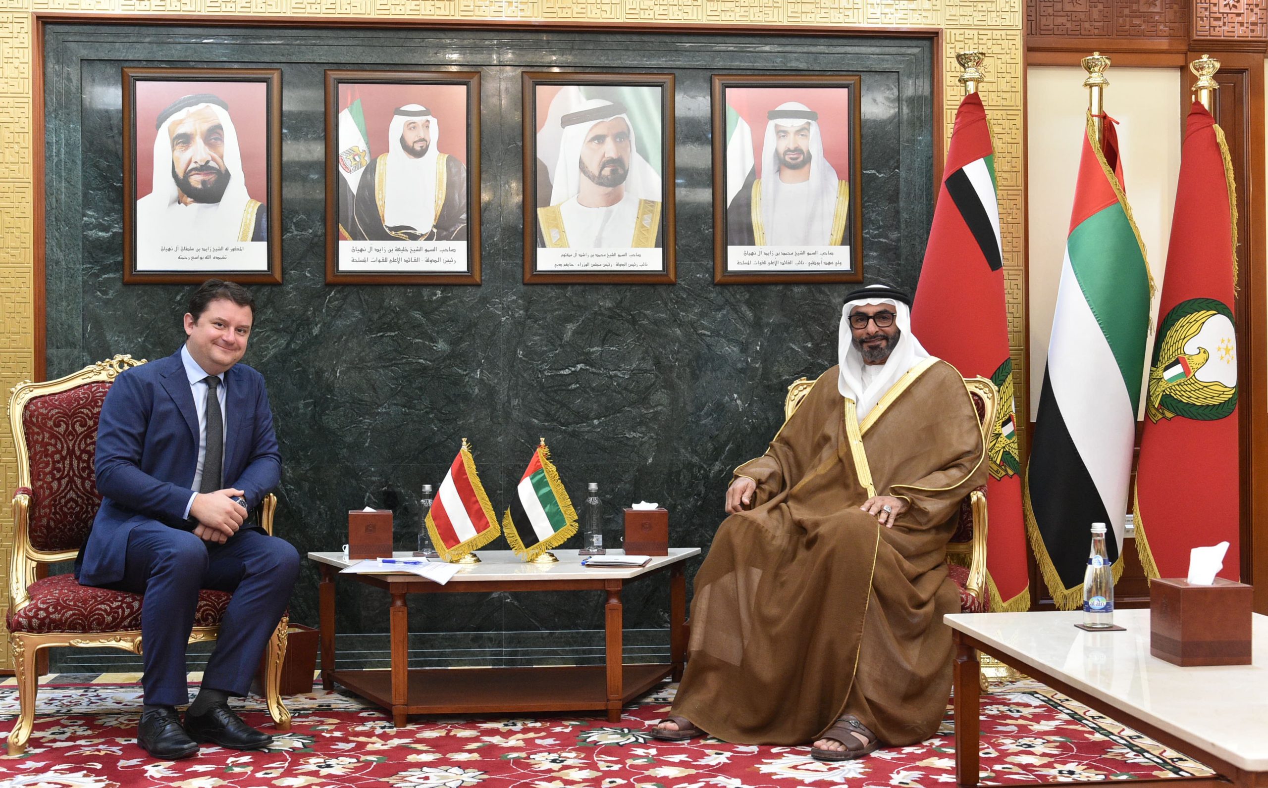 9BCFAD20-2BF1-4421-88DE-6DF4765B929D