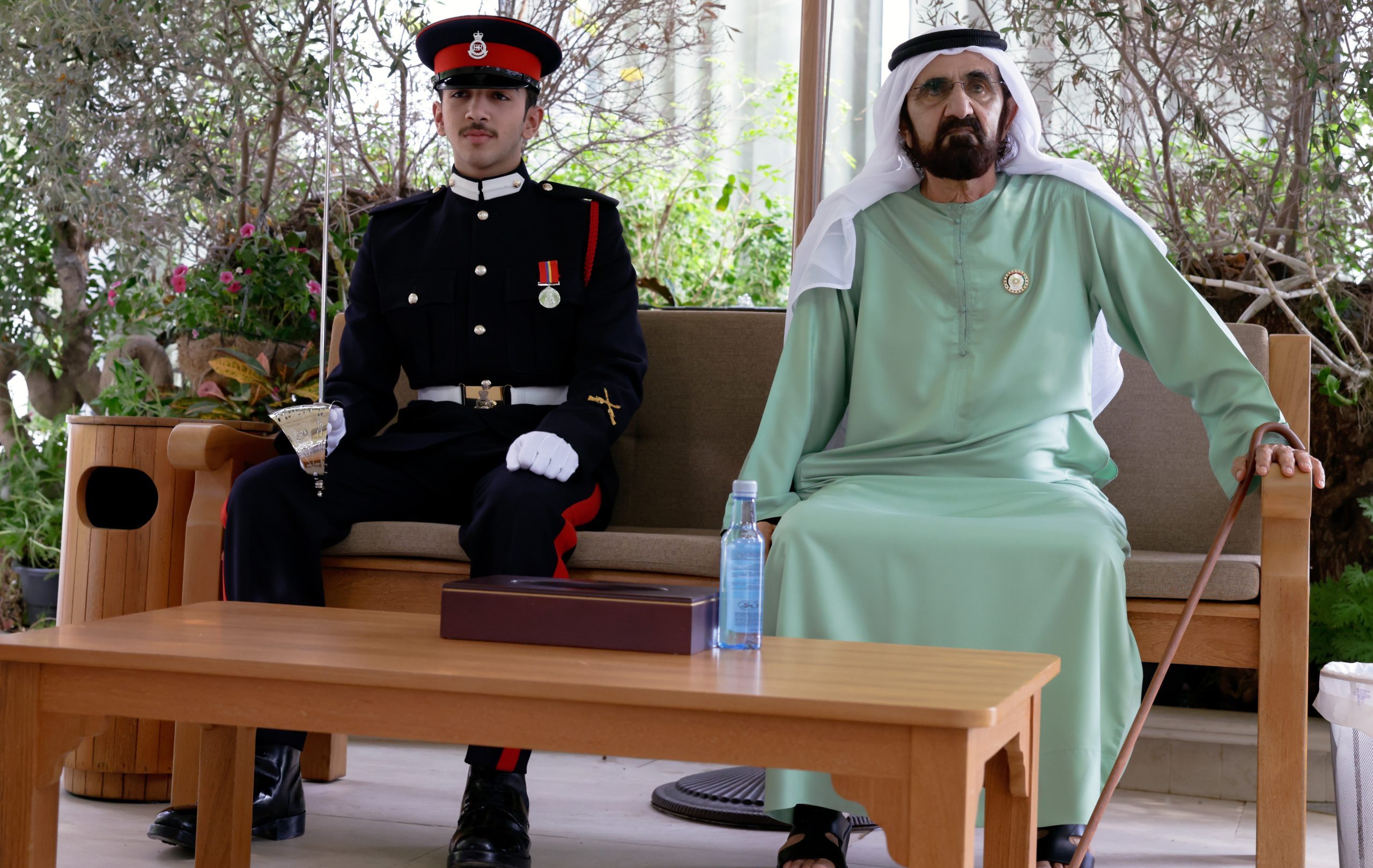 نائب رئيس الدولة يلتقي محمد بن راشد بن محمد بن راشد ويهنئه بالتخرج بتفوق من أكاديمية ساندهيرست العسكرية