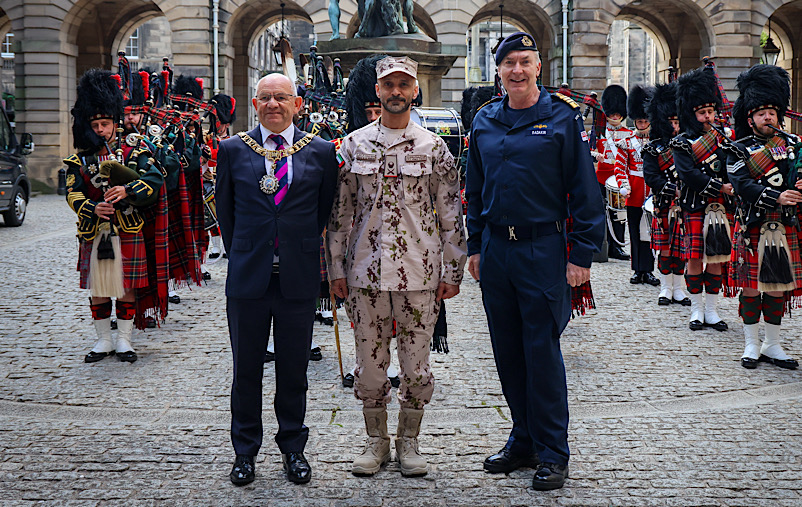 5th August 2025 - Chief of Defence Staff hosts Dragon Group

Chief of Defence Staff Admiral Sir Tony Radakin KCB ADC hosted Middle Eastern Defence Chiefs in Edinburgh. Their meeting reaffirms relationships between the UK and Middle Eastern Nations.